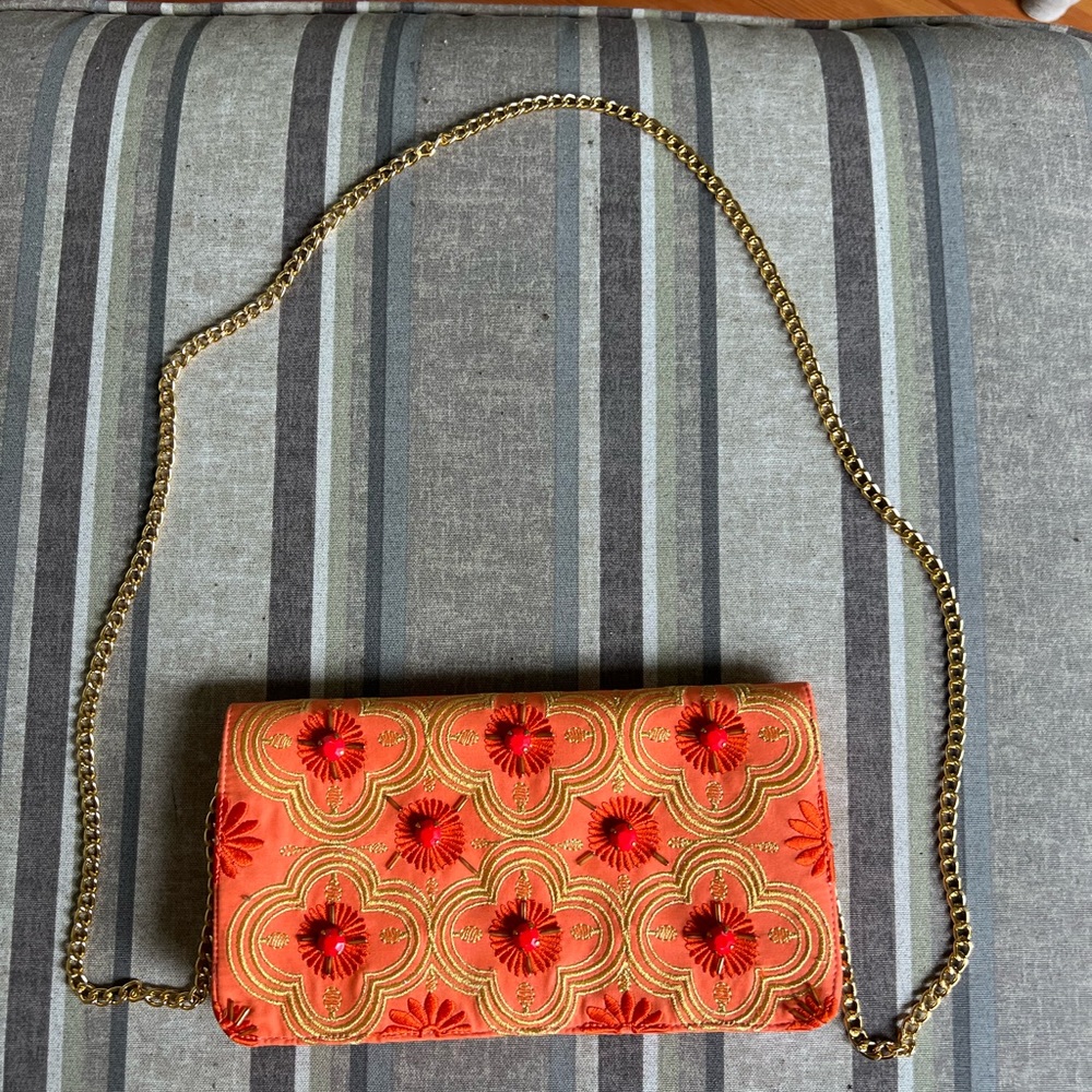Shiraleah  beaded orange clutch - Picture 3 of 5